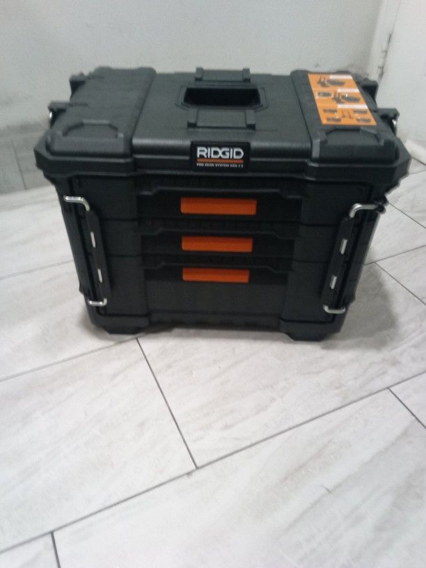 Ridgid Pro Gear 2.0 Mobile Tool Box