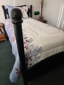 Twin Bed Set – Mattress, Bed Frame & Bedding – $200 OBO