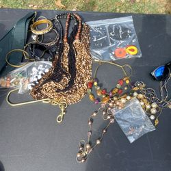 Lot Of Items Includes All Stuff O. Tables. 