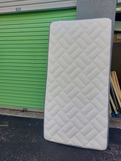 Twin mattress