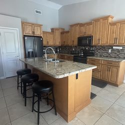 Used kitchen cabinets
