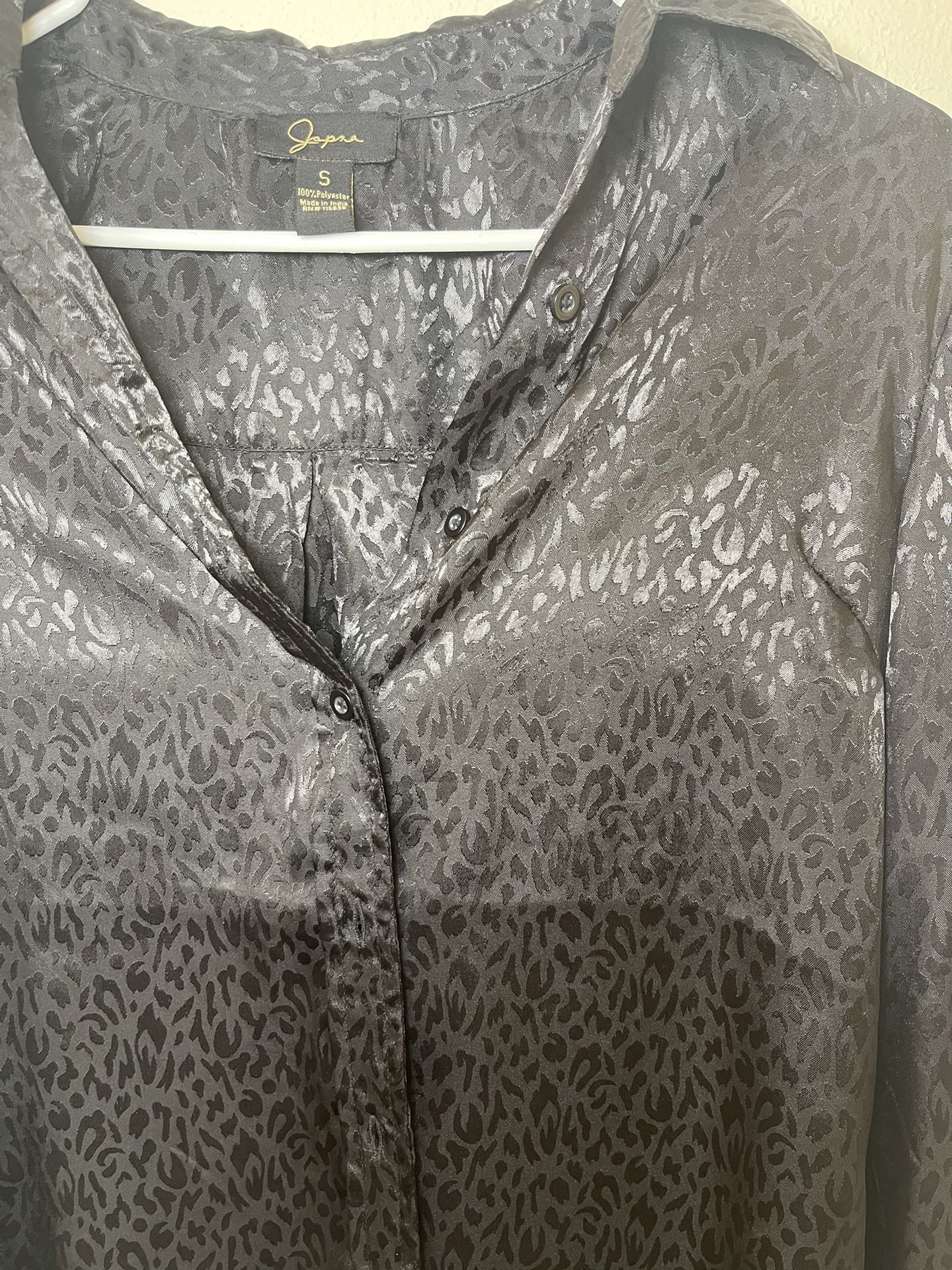 Jessica Simpson Light Weight Dressy Blouse Women’s Size Small