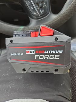 Milwaukee M18 RedLithium Forge HD12.0 Battery