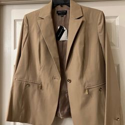 Jones New York Womens Stretch Plus Suit set (light camel)