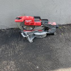 18V Milwaukee 10IN Meter Saw 