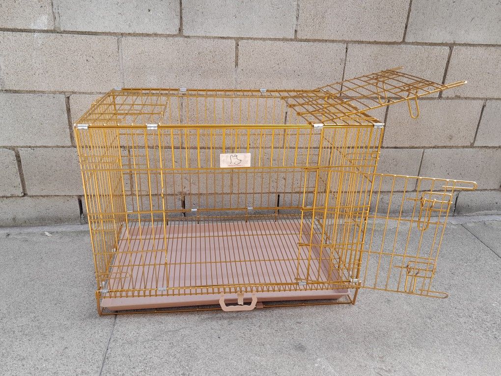 Golden Dog Crate 