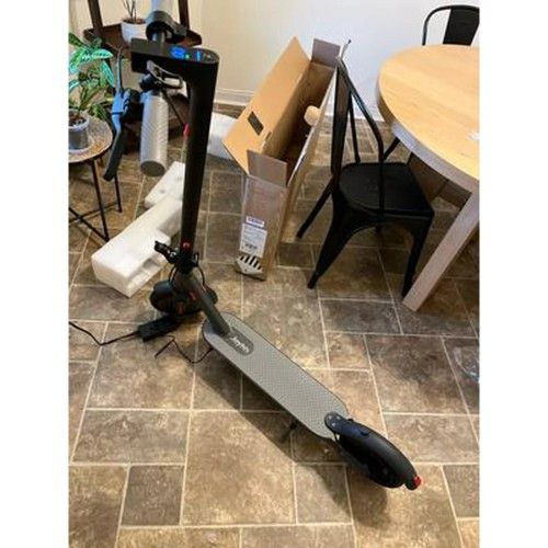 JOYHIS J078 Electric Scooter 8.5 Solid Tire 19mph 350W Motor 21 mile Range