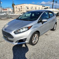 2017 FORD FIESTA SE