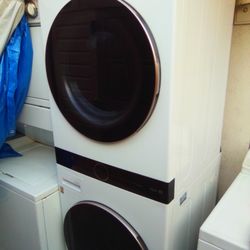 LG Thin Front Loader Washer Dryer Electric 240 v