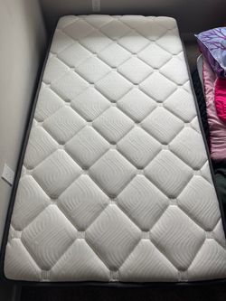 Twin mattress