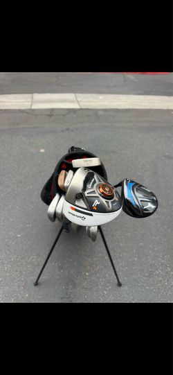 Good set of golf clubs RH