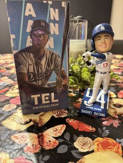 SHOHEI OHTANI BATTING 50/50 BOBBLEHEAD #2  LOS ANGELES DODGERS  SGA 8/27/2025