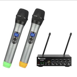 Wireless Microphones.