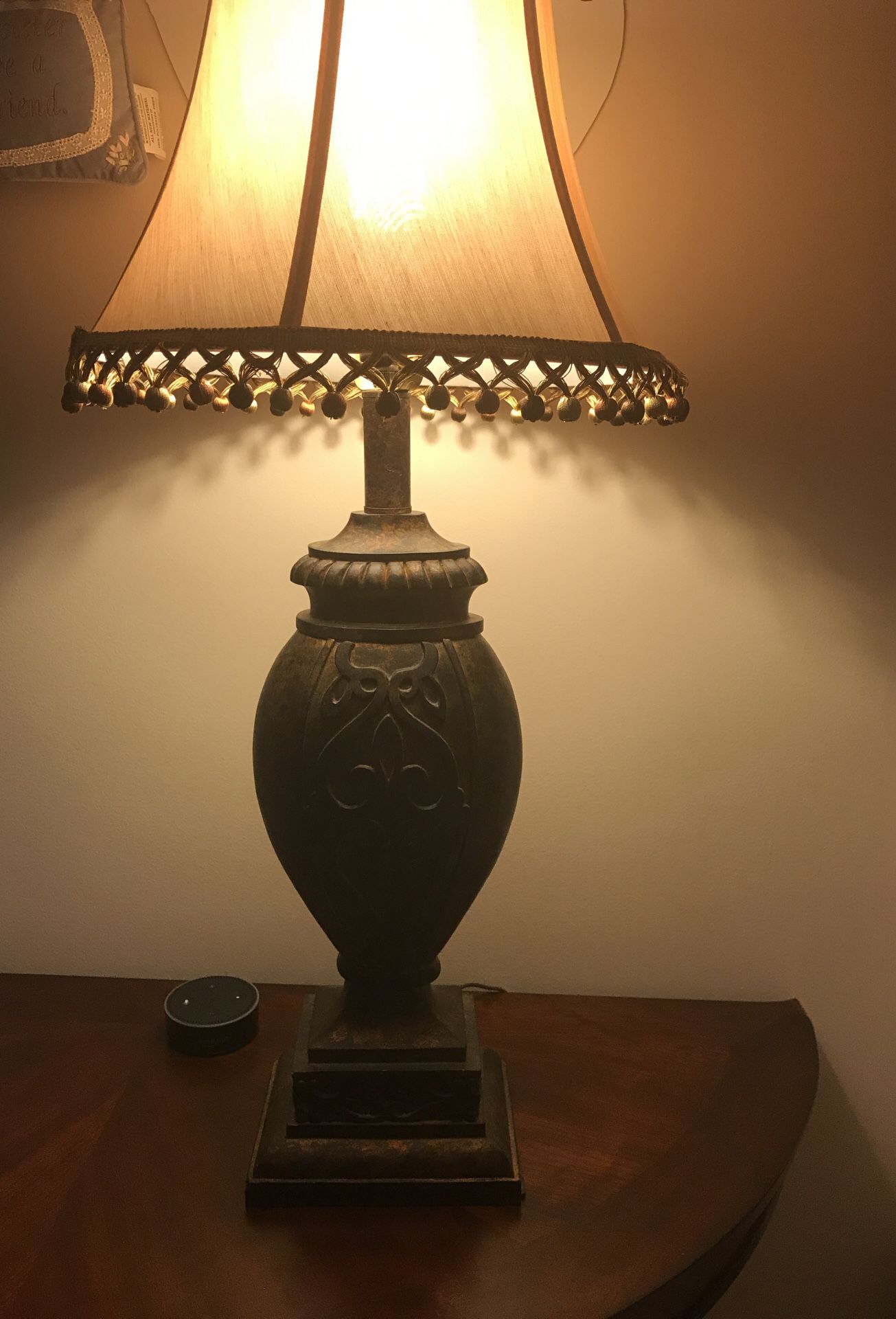 Beautiful lamp in excellent condition