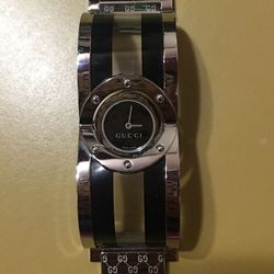 Gucci Bangle Fine Watch