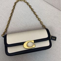 Coach CR672 Series Shoulder Crossbody Bag