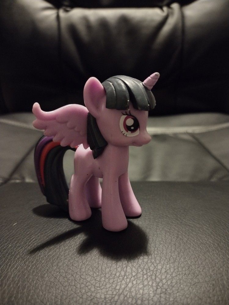 My Lil Pony And Hatchimal Mini Toys