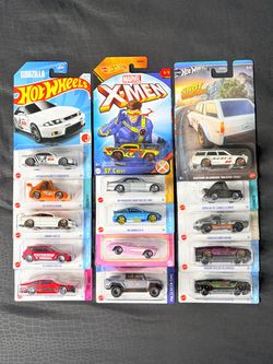 Hot Wheels Lot Of 15 Cars For $25