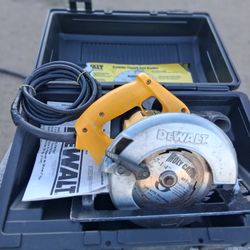 7  1/4" DeWalt Circular Saw .