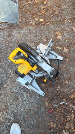 DeWalt Miter Saw