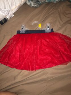 Adorable skirt new with tag size 3t