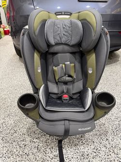 Evenflo Revolve 360 car seat