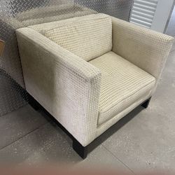 🎉 **Snag This Stunning Kelly Hopper Century Furniture Oversized Armchair for Only $99.99🎉