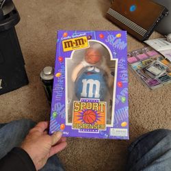 Mand M Sport Dispenser