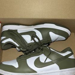 Nike Dunk Low Medium Olive Size 8.5W/7M WORN W/ BOX