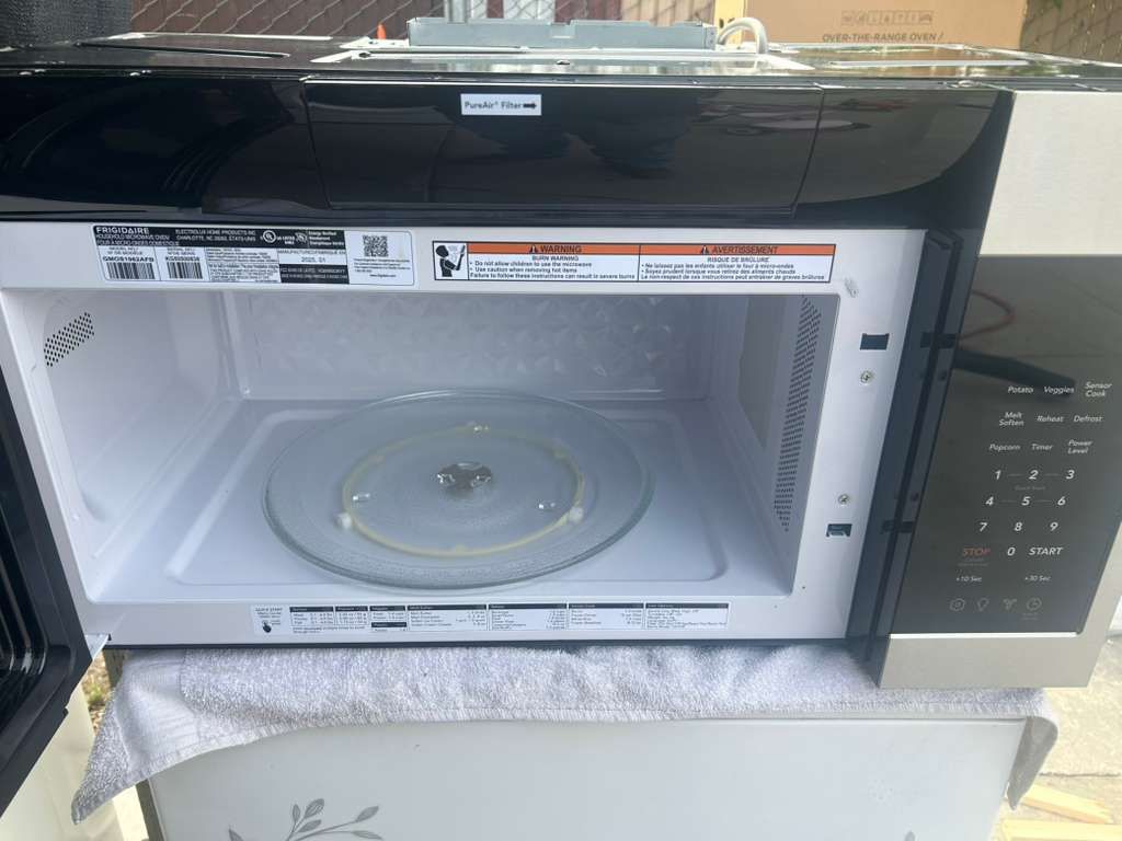 Frigidaire Microwave