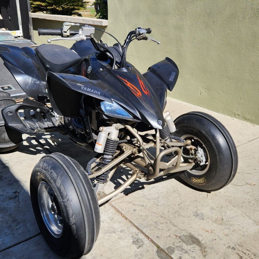 2004 Yamaha YFZ 450