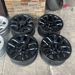 18”  GMC  SIERRA 2500 Silverado Factory Wheels,