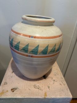 Vintage Treasure Craft USA Southwestern Pottery Vase