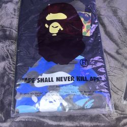 BAPE TEE SHIRT BLUE SIZE SMALL