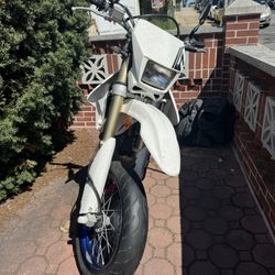 2017 Suzuki Drz400sm