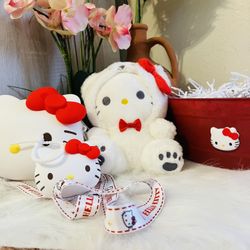 Hello Kitty Gift Basket
