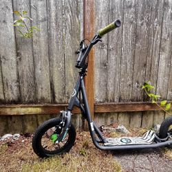 Scooter • Mongoose   BMX  Style