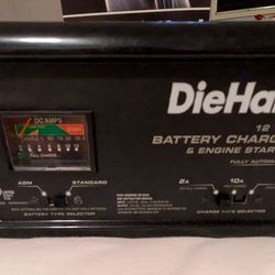 💥$100 - NEW DieHard 12V Smart Battery Charger & 10/50A Engine Starter 💥