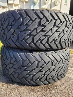 35x12.50x22 Fuel mt tires