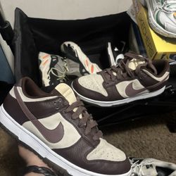 Nike Dunks 