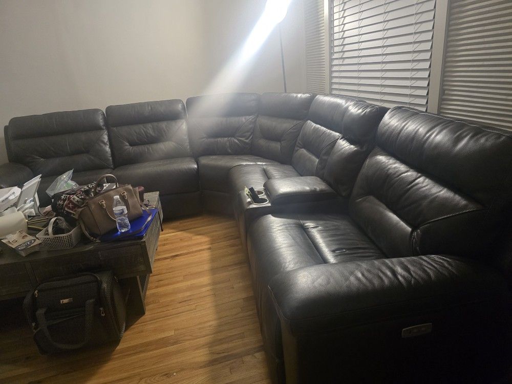 Leather Reclining Couch 