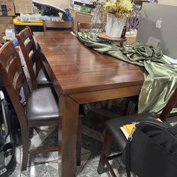 Dinning / Bar table with chairs 60”X60”