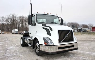 2016 VOLVO VNL 300