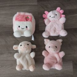 Palm Pals Plushie Milk, Lamb, Pig, And Axolotl