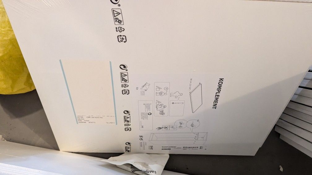 3x IKEA Komplement Shelves