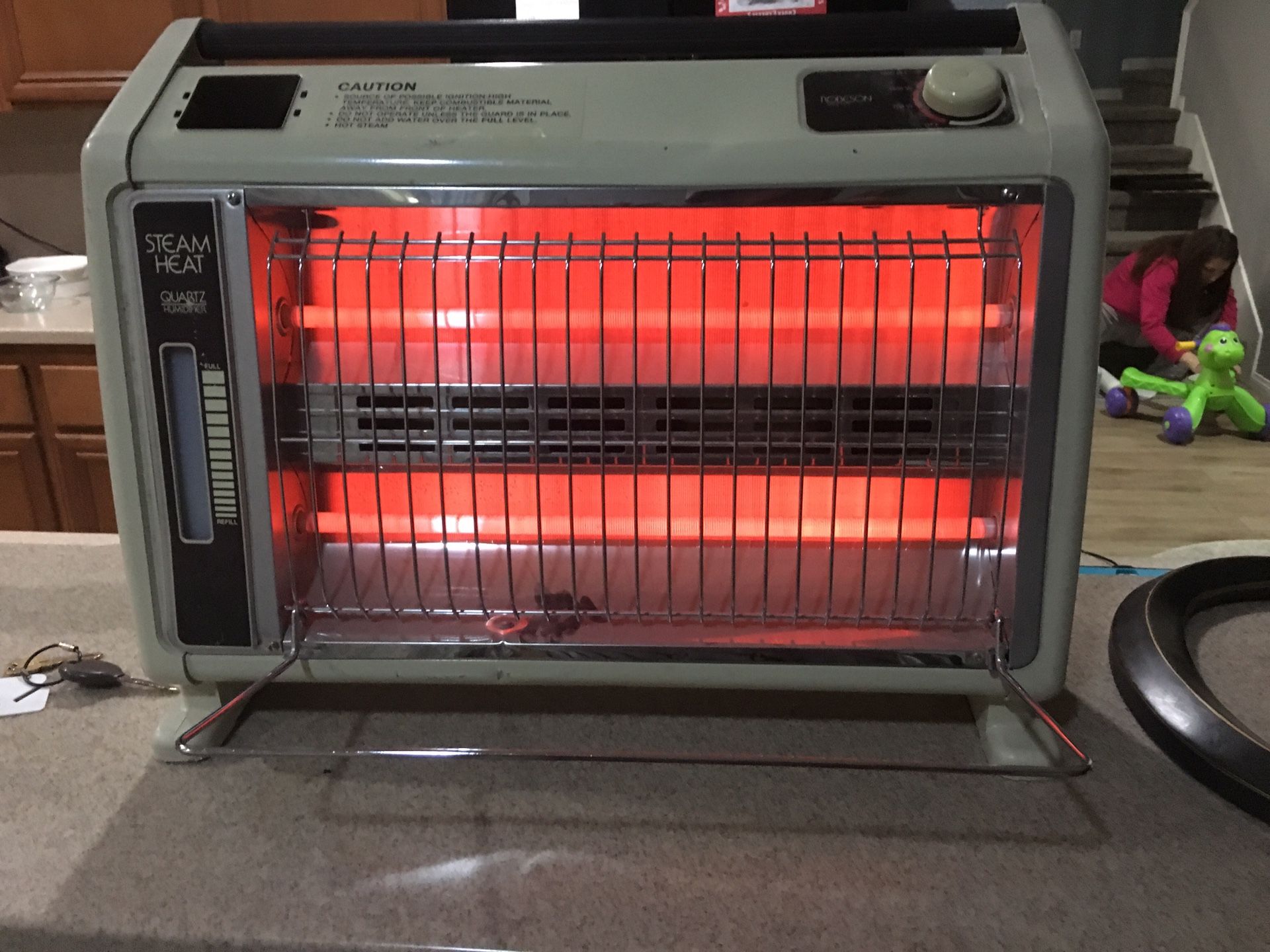 Vintage Robeson 1500 W Heater Quartz-portable With Humidifier Model-03-2701  for Sale in North Las Vegas, NV - OfferUp