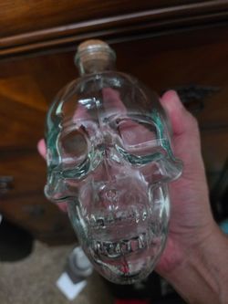 Glass skull 2