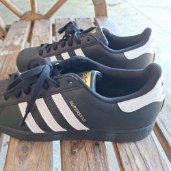 ADIDAS SUPERSTAR