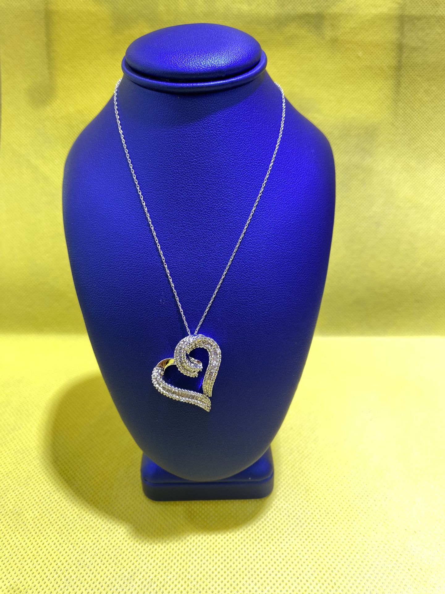 Christmas Gift for Sale in Winston-salem, NC - OfferUp