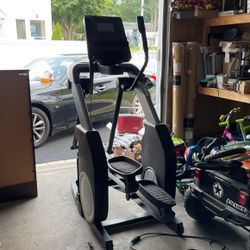 NordicTrack FreeStride Trainer FS7i